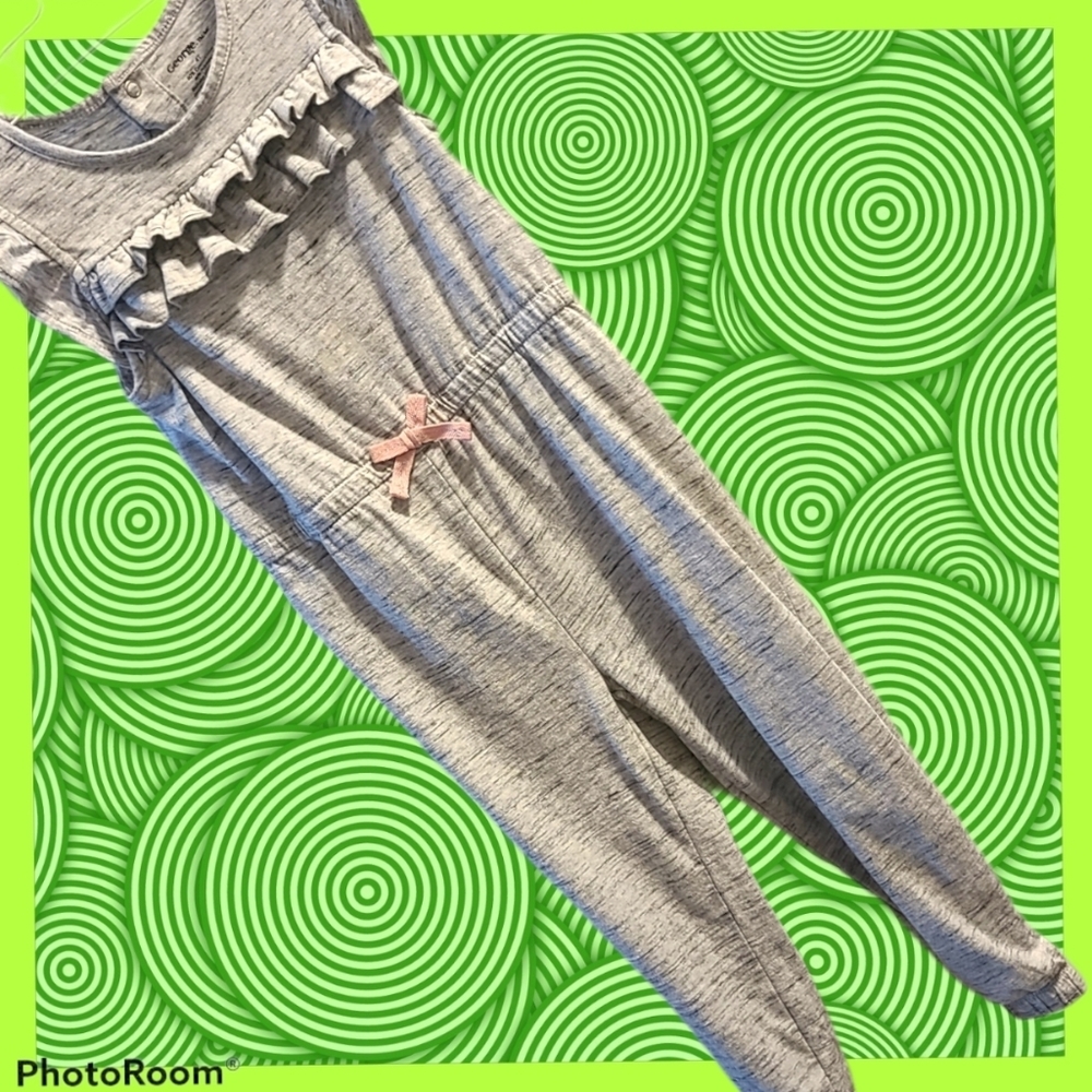 🎶3/$20 4T George jumpsuit